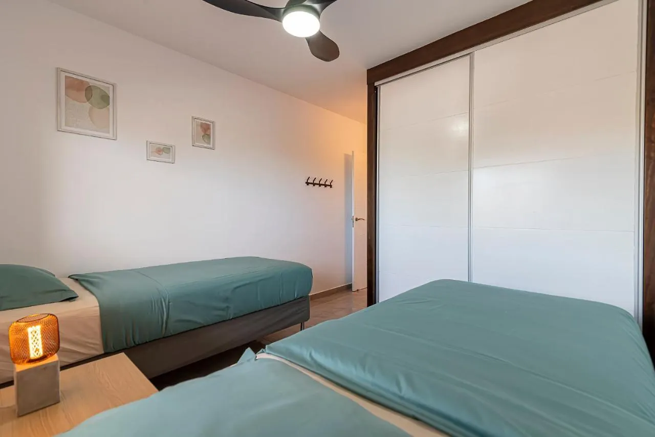 Go2Tenerife Apart\'Madera Terrace, Swimming Pool & Parking contacts